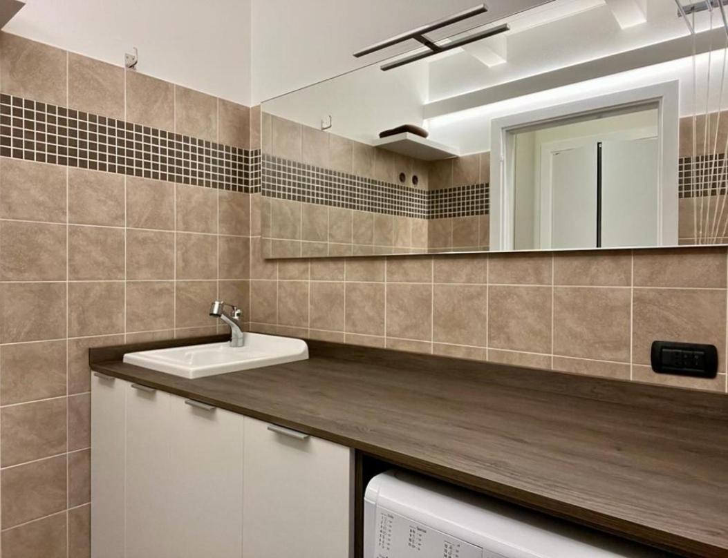 Suite Moroni Apartment Бергамо Экстерьер фото